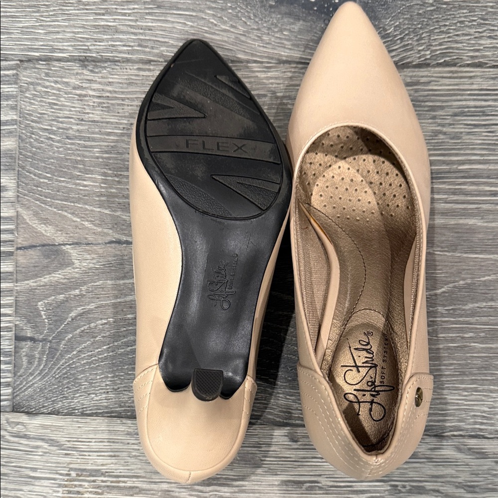 Life Stride Women's Beige Heels - Picture 3 of 4